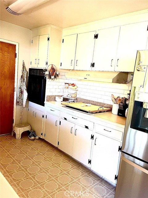 Detail Gallery Image 9 of 19 For 1640 Celeste Ct, Merced,  CA 95341 - 3 Beds | 2 Baths