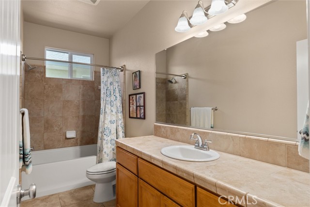 Detail Gallery Image 26 of 42 For 307 Gooselake Cir, Chico,  CA 95973 - 3 Beds | 2 Baths