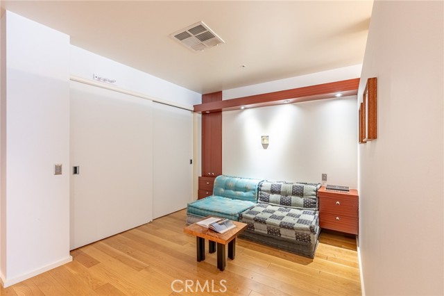 1155 South Grand Avenue, Los Angeles CA: https://media.crmls.org/medias/c822d0d8-8607-48f5-9f5f-3bf9e4f9d219.jpg