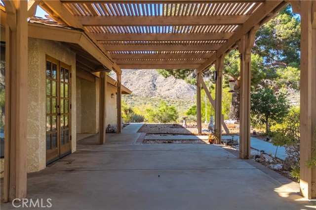 Detail Gallery Image 9 of 73 For 49833 Maccele Rd, Morongo Valley,  CA 92256 - 3 Beds | 2 Baths