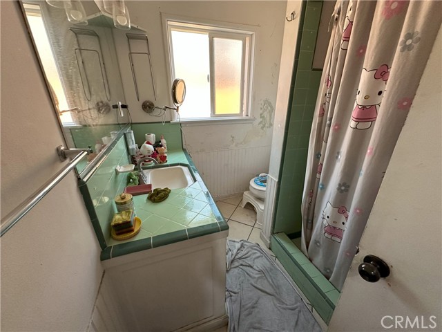 401 S Cherrywood Street, West Covina CA: https://media.crmls.org/medias/c823217b-6d3e-4adc-b524-e174c0de6dfa.jpg
