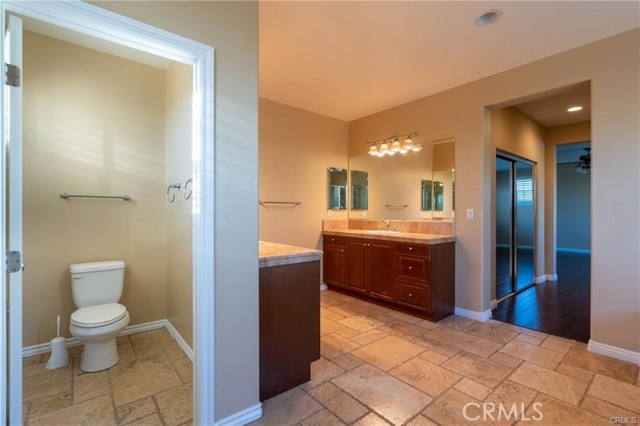 Detail Gallery Image 12 of 15 For 8252 Ivy Springs Ct, Corona,  CA 92880 - 6 Beds | 4/1 Baths