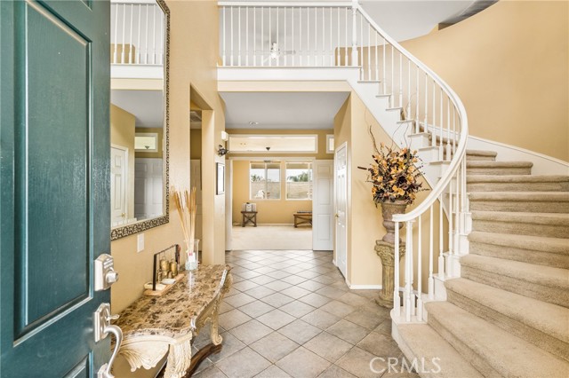 Detail Gallery Image 6 of 32 For 833 W Orange Heights, Corona,  CA 92882 - 5 Beds | 3/1 Baths