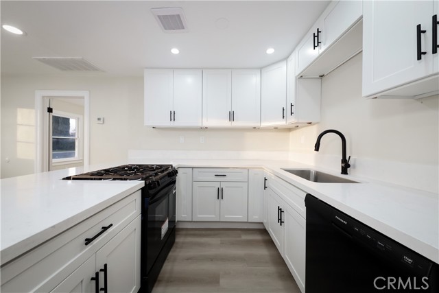 Detail Gallery Image 12 of 30 For 1611 Letts Ave, Corcoran,  CA 93212 - 3 Beds | 1 Baths