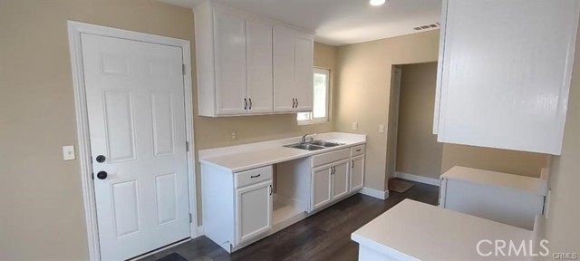 Detail Gallery Image 7 of 19 For 6281 Antioch, Riverside,  CA 92504 - 3 Beds | 2 Baths