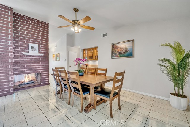 19545 Quicksilver Lane, Rowland Heights CA: https://media.crmls.org/medias/c8251559-2cae-4b12-a390-366e2685cb18.jpg