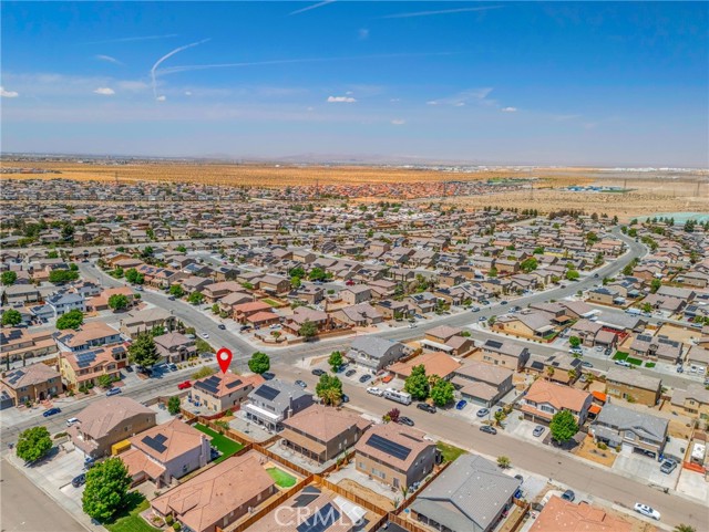 13503 Copper Street, Victorville CA: https://media.crmls.org/medias/c8259097-f5aa-45af-8ad8-17a730e164d7.jpg