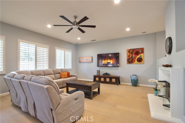 Detail Gallery Image 16 of 52 For 34346 Lamborn St, Temecula,  CA 92592 - 4 Beds | 3/1 Baths