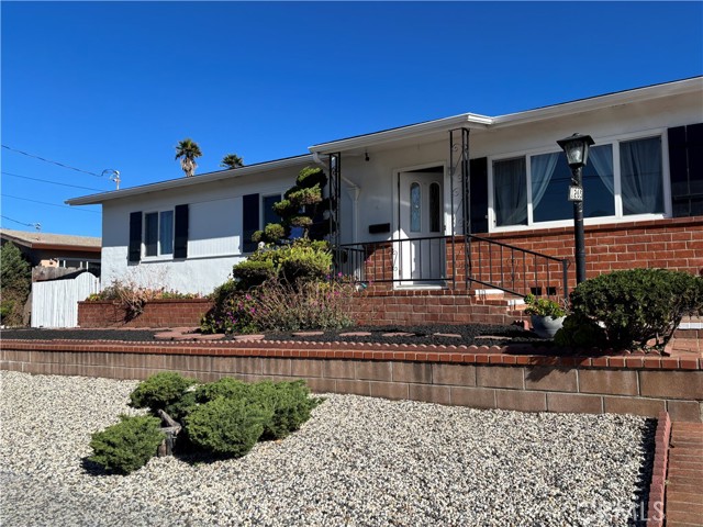 Detail Gallery Image 1 of 14 For 1265 Rousch, Seaside,  CA 93955 - 3 Beds | 2 Baths