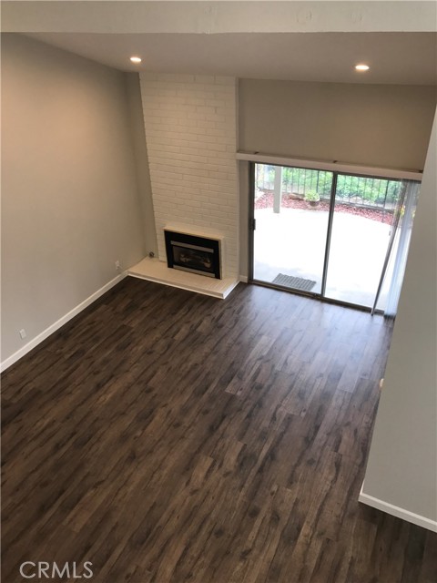 Detail Gallery Image 17 of 52 For 951 S Park Rim Cir, Anaheim Hills,  CA 92807 - 3 Beds | 2 Baths