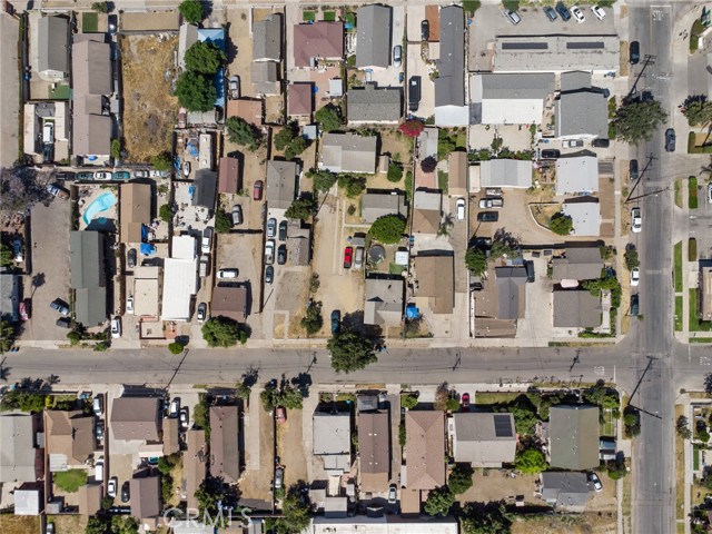 214 S Ojai Street, Santa Paula CA: https://media.crmls.org/medias/c829647a-ee75-418a-bb0a-3a2edfc31170.jpg