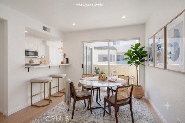 2 Bed Home for Sale in Sherman Oaks, California