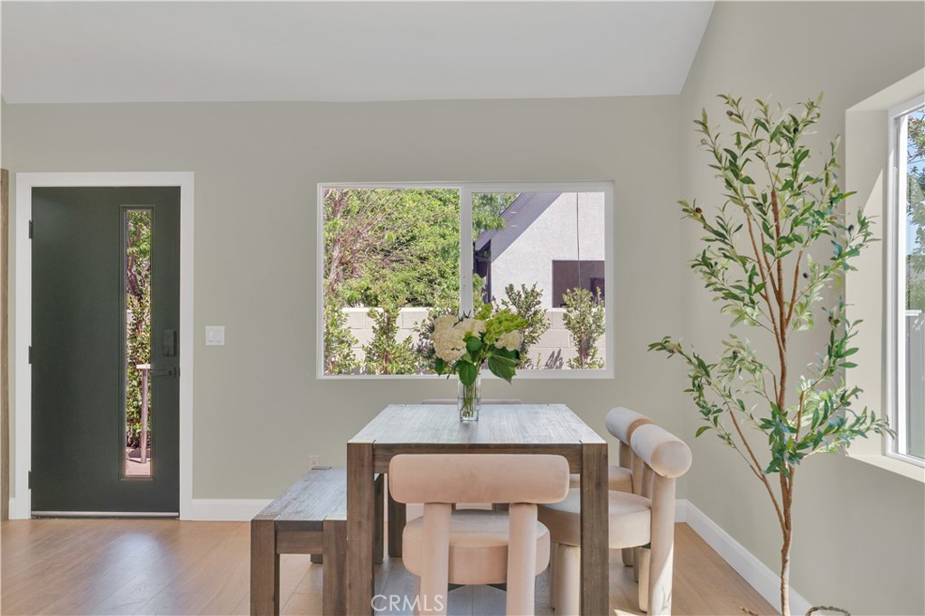 1330 N Lincoln StreetBurbank img 23