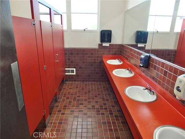 Detail Gallery Image 33 of 49 For 2601 E Victoria St #439,  Compton,  CA 90220 - 2 Beds | 2 Baths