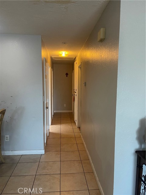 Detail Gallery Image 31 of 37 For 14327 Rodeo Dr, Victorville,  CA 92395 - 5 Beds | 3 Baths