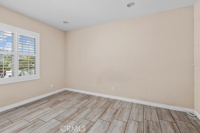 Detail Gallery Image 6 of 28 For 27109 Woodglen Ln, Moreno Valley,  CA 92555 - 4 Beds | 3 Baths