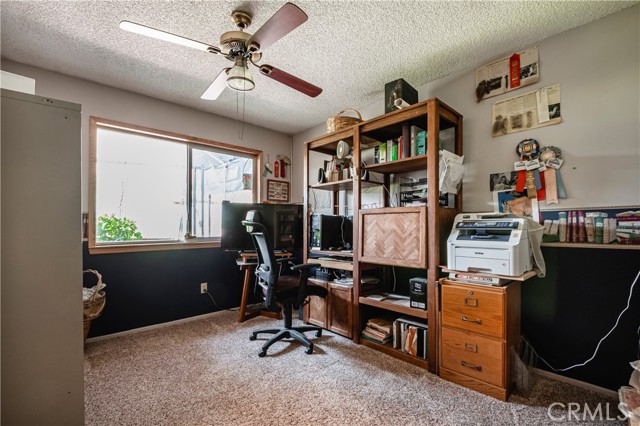 5535 Charlotte Lane, Jurupa Valley CA: https://media.crmls.org/medias/c82cef6f-d014-4ca8-8bf8-8b251e30ae73.jpg