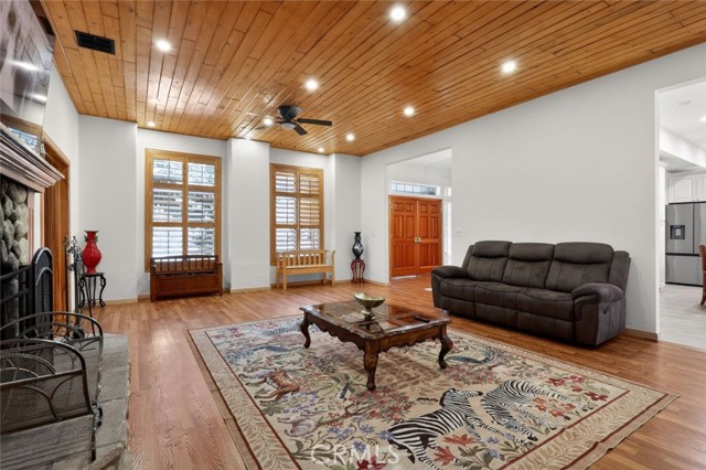 Detail Gallery Image 7 of 30 For 1401 Zion Way, –,  CA 93222 - 4 Beds | 2/1 Baths