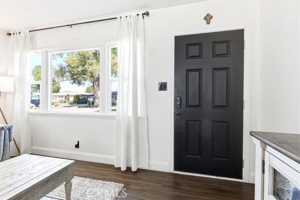 Detail Gallery Image 6 of 29 For 4866 Sunnyside, Riverside,  CA 92506 - 4 Beds | 2 Baths