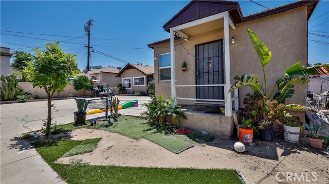 120 W Heald Avenue, Lake Elsinore CA: https://media.crmls.org/medias/c82e5001-01cc-410b-a2f1-bef1ff0e7167.jpg