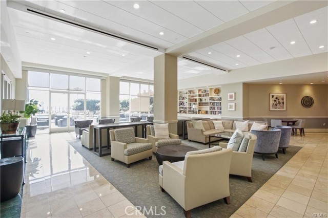 850 E Ocean Boulevard, Long Beach CA: https://media.crmls.org/medias/c82e878c-7349-4820-b73b-34e738c28b4e.jpg