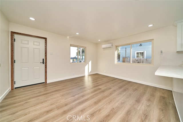 Detail Gallery Image 7 of 29 For 5641 Linden Ave, Long Beach,  CA 90805 - 3 Beds | 2 Baths