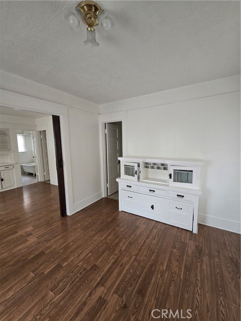 Detail Gallery Image 3 of 24 For 310 W Walnut, Santa Ana,  CA 92701 - 1 Beds | 1 Baths