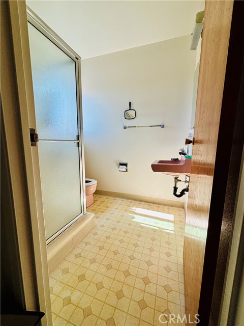 Detail Gallery Image 11 of 14 For 3124 E Jacaranda Ave, Orange,  CA 92867 - 5 Beds | 3 Baths