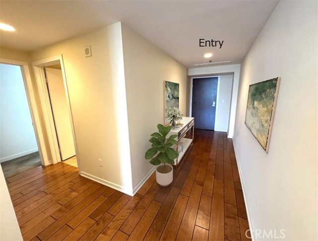 Detail Gallery Image 5 of 22 For 411 W Seaside Way #506,  Long Beach,  CA 90802 - 1 Beds | 1 Baths
