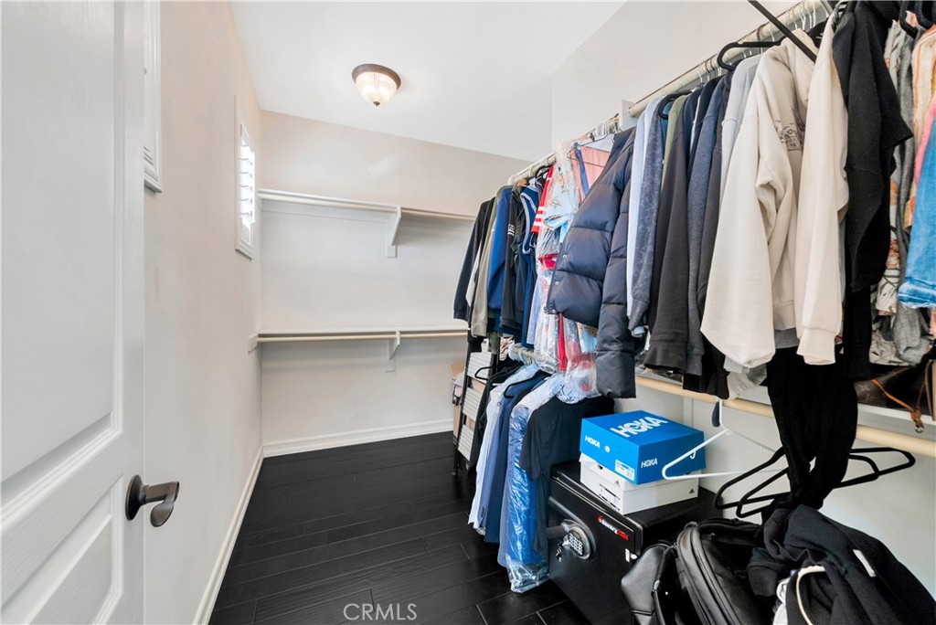 MLS #OC25252781 image #43