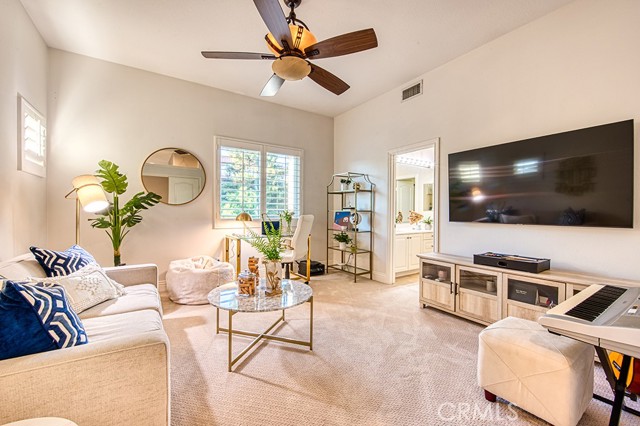 12 Eisenhower Lane, Coto de Caza CA: https://media.crmls.org/medias/c831b7b0-bca0-4478-ac34-80f57399ea42.jpg