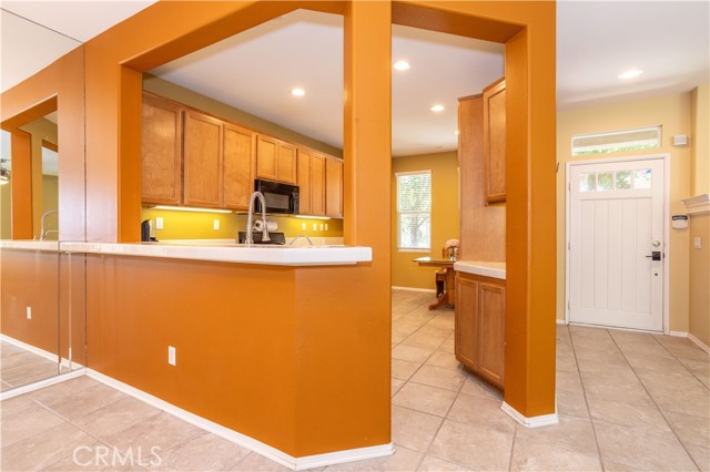 Detail Gallery Image 31 of 38 For 11480 Autumn Glen Ct, Porter Ranch,  CA 91326 - 3 Beds | 3 Baths