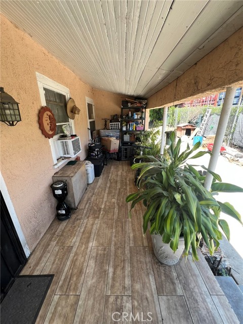 1327 S Gage Avenue, Los Angeles CA: https://media.crmls.org/medias/c832a12e-a47c-44aa-b376-628d4c4e955a.jpg