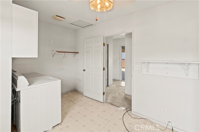 Detail Gallery Image 11 of 54 For 16950 La Salle Ave, Gardena,  CA 90247 - 4 Beds | 2/1 Baths