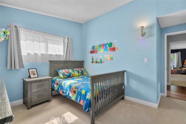 23701 Clarendon Street, Woodland Hills CA: https://media.crmls.org/medias/c83350e7-09f7-4ecf-8d24-2ed8d25187dc.jpg