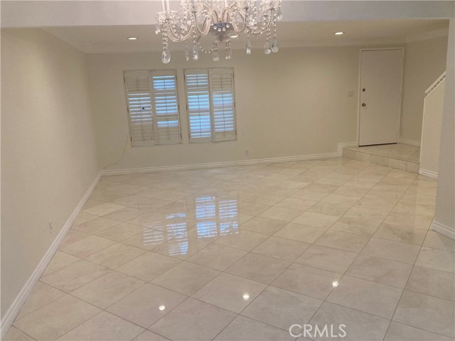 Image 2 of 21 For 2027 Stonewood Ct