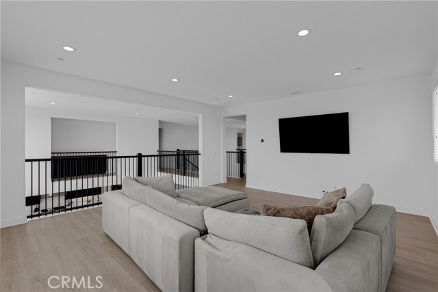 Detail Gallery Image 28 of 50 For 20204 W Albion Way, Porter Ranch,  CA 91326 - 5 Beds | 5/1 Baths