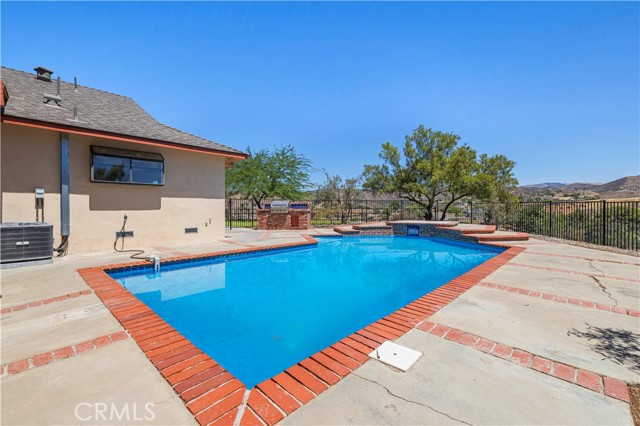 13620 Pales, Agua Dulce CA: https://media.crmls.org/medias/c833f9da-61d4-4dd7-870e-c96d8d4b5cd3.jpg