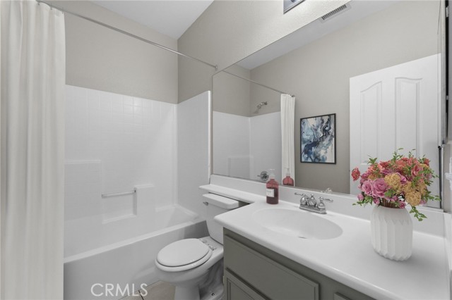 1037 Charles Street, Banning CA: https://media.crmls.org/medias/c834023f-7aae-4f39-bc4d-f86ed9c657d0.jpg