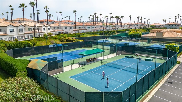 Detail Gallery Image 30 of 44 For 11 Wimbledon Ct, Dana Point,  CA 92629 - 2 Beds | 2 Baths