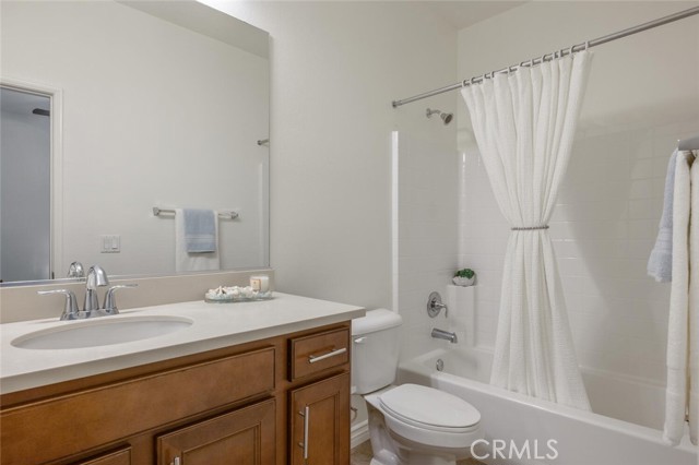 Detail Gallery Image 26 of 42 For 24923 Hearth Ct, Valencia,  CA 91354 - 4 Beds | 3/1 Baths