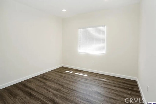 Detail Gallery Image 3 of 15 For 7521 Milwood Ave, Canoga Park,  CA 91303 - 1 Beds | 1 Baths