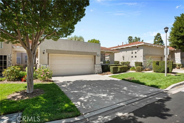 Detail Gallery Image 3 of 39 For 1444 Upland Hills Dr N, Upland,  CA 91784 - 2 Beds | 2/1 Baths