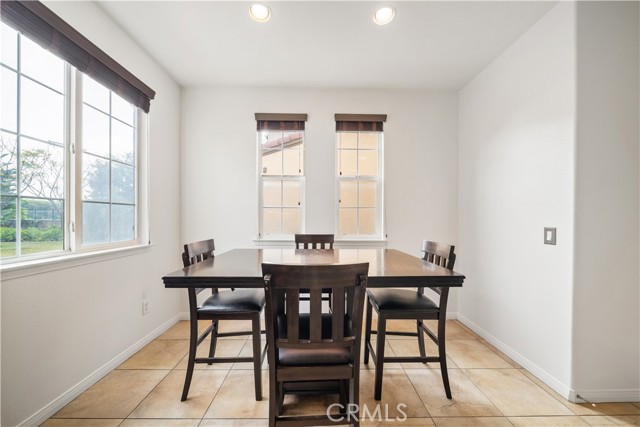 Detail Gallery Image 12 of 48 For 208 W Cork Tree, Orange,  CA 92865 - 3 Beds | 2/1 Baths