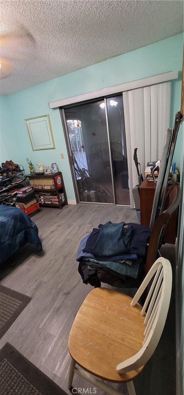 https://media.crmls.org/medias/c834e811-36dd-4b5c-9dd8-d990a16e3ca3.jpg?preset=X-Large