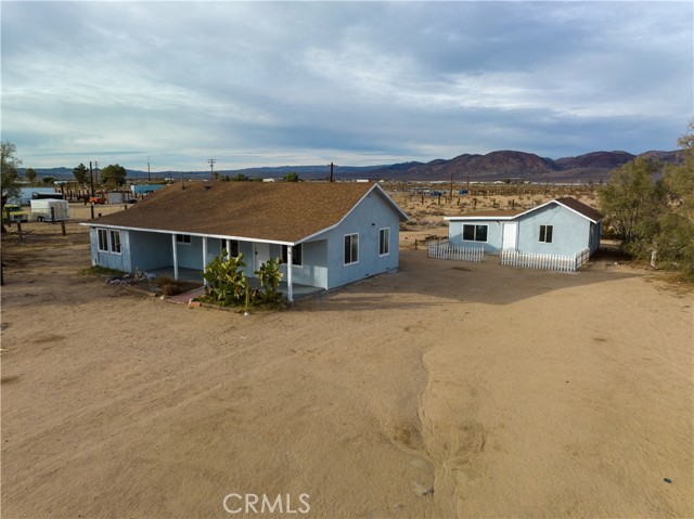 Detail Gallery Image 1 of 16 For 37016 Yermo Road a-B, Yermo,  CA 92398 - 3 Beds | 2 Baths