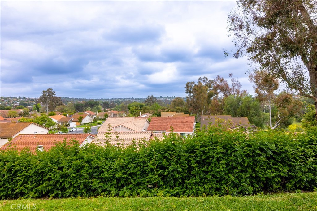 https://media.crmls.org/medias/c836cfa8-a8b4-4ddc-aa4c-c1c939191a55.jpg?preset=X-Large