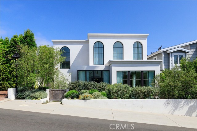 515 Marine Avenue, Manhattan Beach, California 90266, 5 Bedrooms Bedrooms, ,2 BathroomsBathrooms,Residential,Sold,Marine,SB25230686