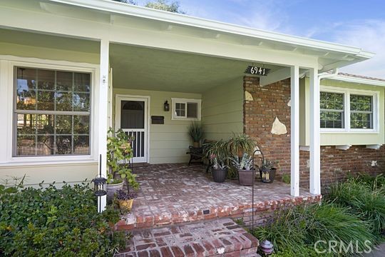 Front Porch. Welcome!