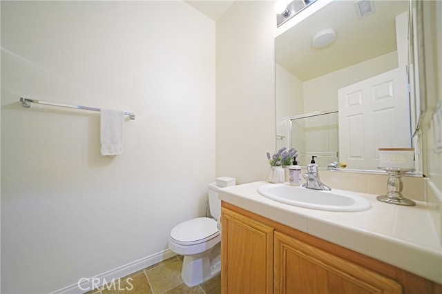 Detail Gallery Image 14 of 22 For 27971 Trillium Ln, Valencia,  CA 91354 - 2 Beds | 2 Baths